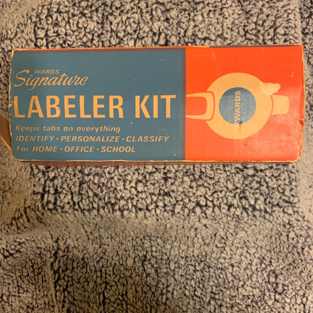 Vintage Wards Signature Labeler Kit - Picture 2 of 6